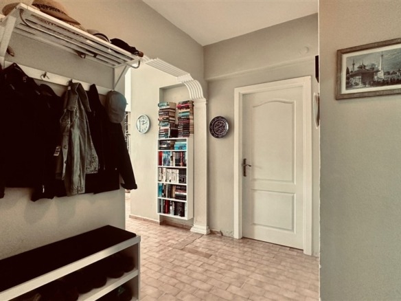 YAPRAK APARTMANI