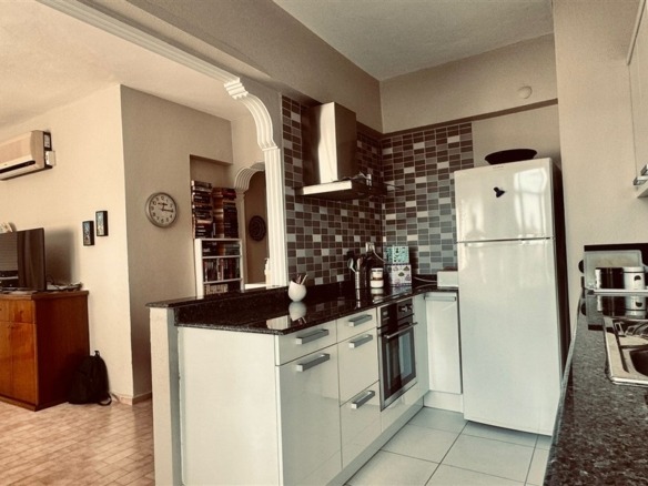 YAPRAK APARTMANI