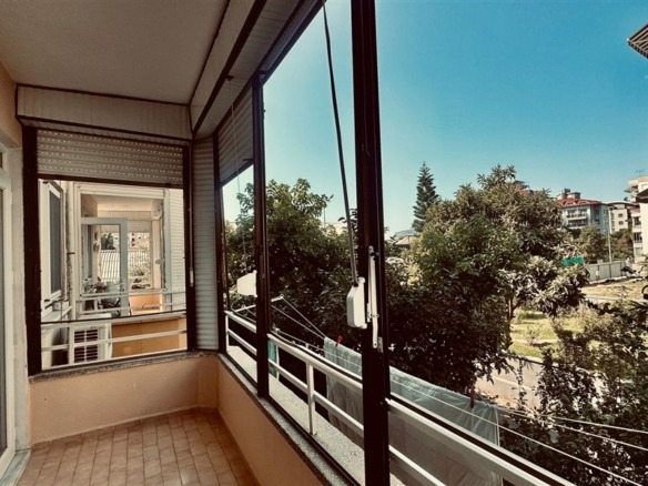 YAPRAK APARTMANI