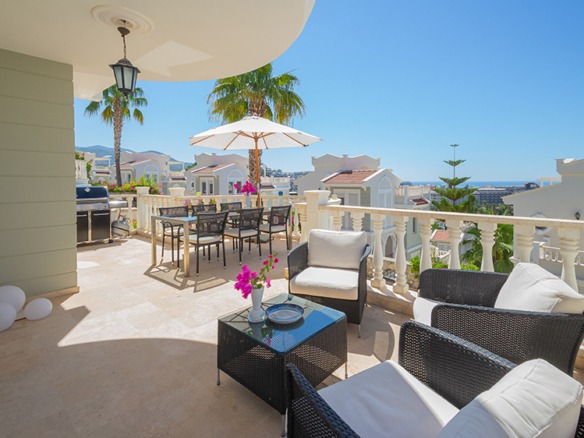 OASIS CLUB KONAKLI