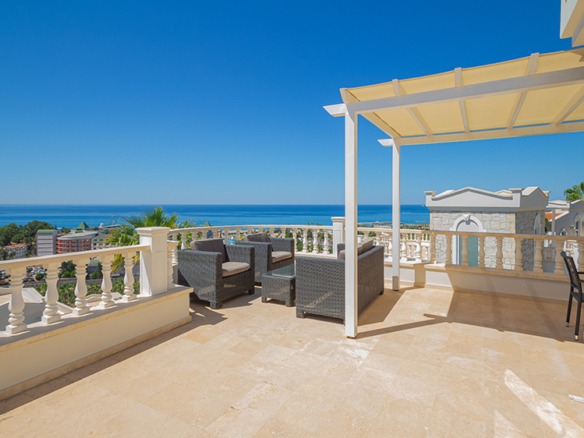 OASIS CLUB KONAKLI