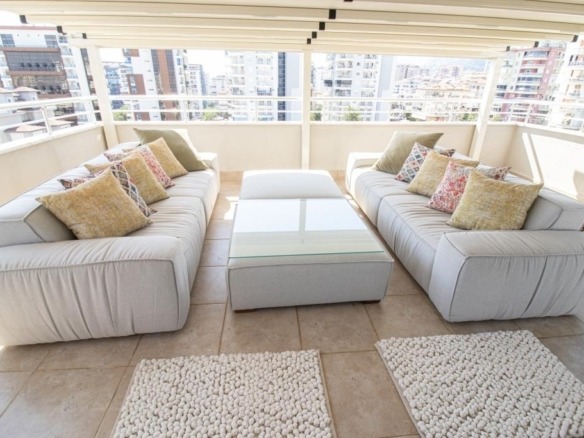 HELIOS PENTHOUSE