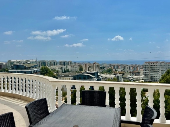 CLUB DENIZ