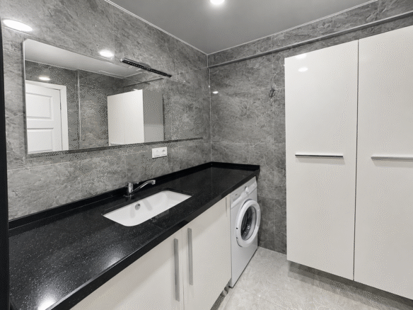 Damlataş Apartment